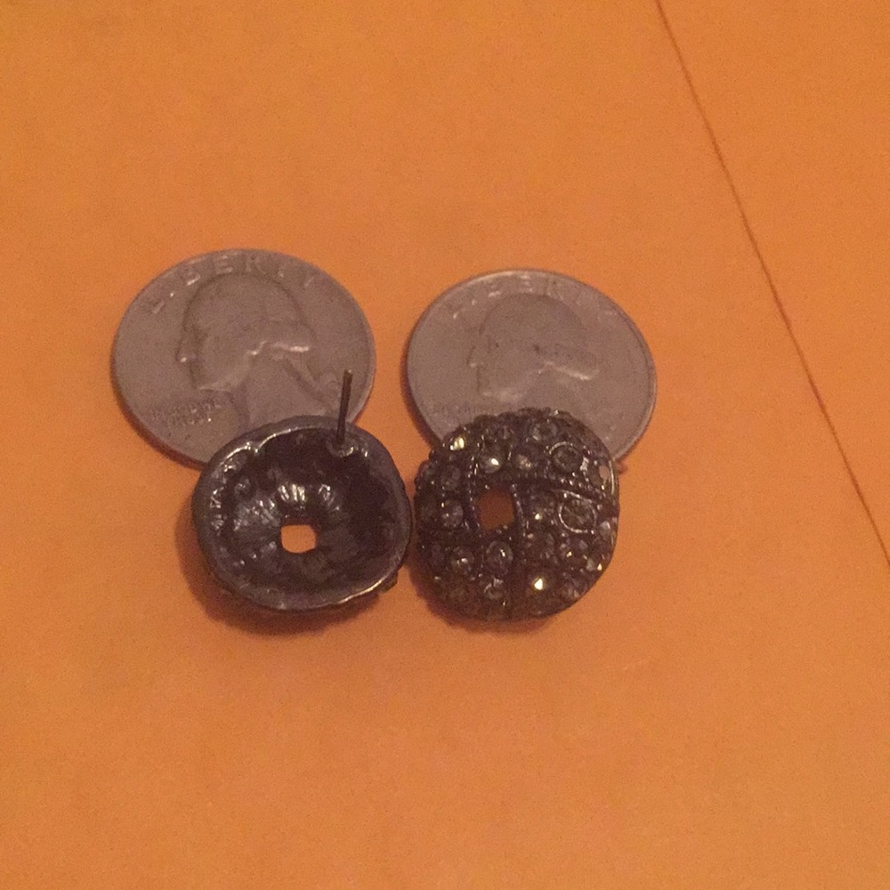 Earring - Picture 6 of 6